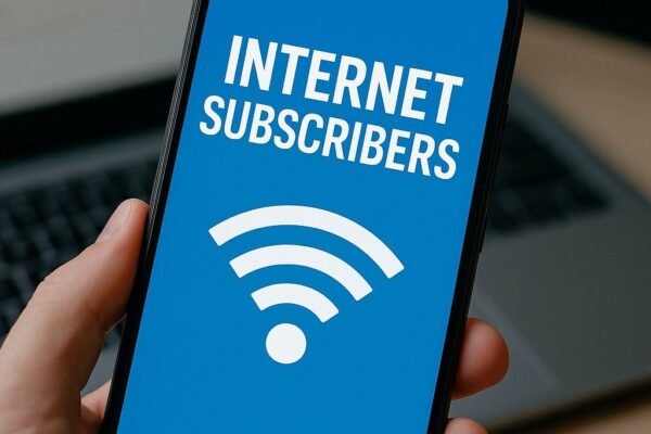 Bangladesh Sees Rebound in Internet Subscribers After Months of Decline, Mobile Subscriber Base Continues to Shrink