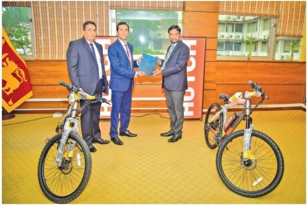 HUTCH Expands CSR Efforts with Electric Bicycles to Support Students’ Education in Rural Sri Lanka