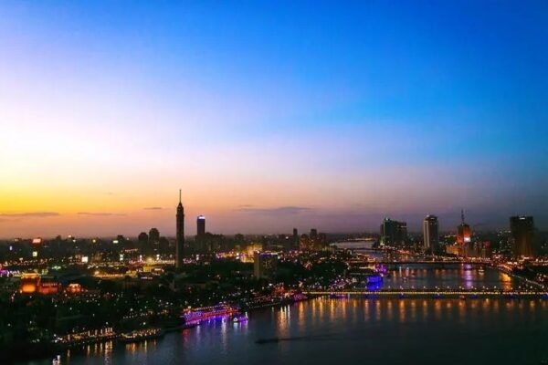 Egypt’s Investment Minister Meets e& Egypt CEO to Discuss Expansion and Support for Telecom Sector