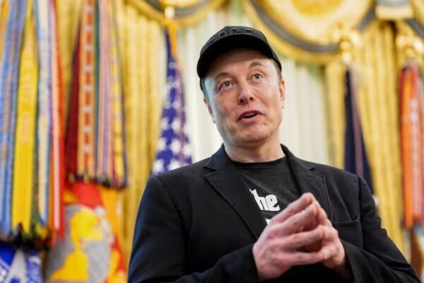 Lebanon’s President Invites Elon Musk to Boost Country’s Telecom Sector Amid Crisis