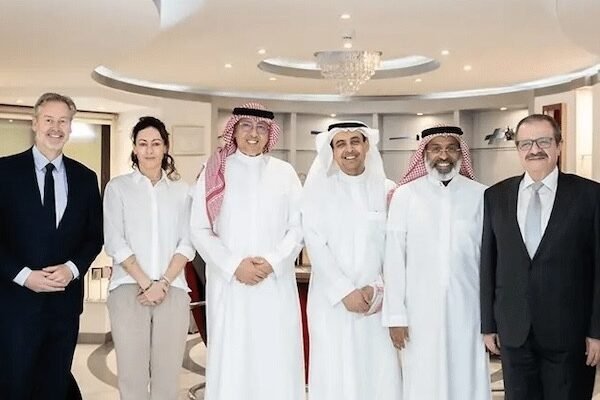 First Gulf Company Partners with Arabsat to Deliver Exclusive VSAT and Satellite Data Services in Saudi Arabia
