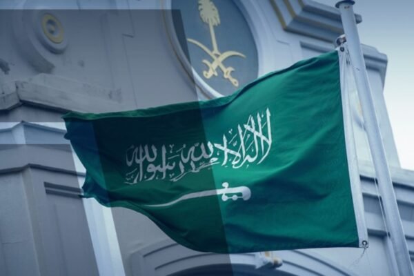Saudi Airlines Nears Historic Deal with SpaceX to Offer Starlink Internet on Flights