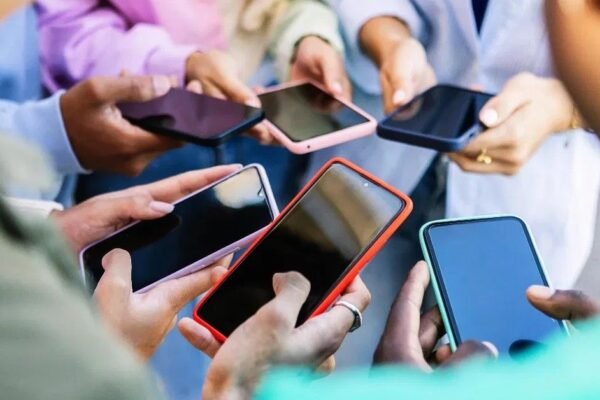 Morocco Hits Record Highs in Mobile and Internet Penetration
