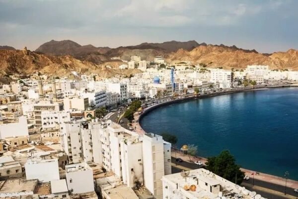 Oman Signs Agreements to Launch High-Tech Satellite in 2026