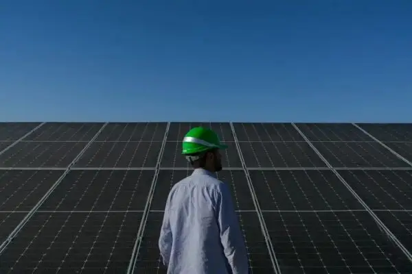 Bahrain Faces Balancing Act Between Data Centre Growth and Renewable Energy Goals