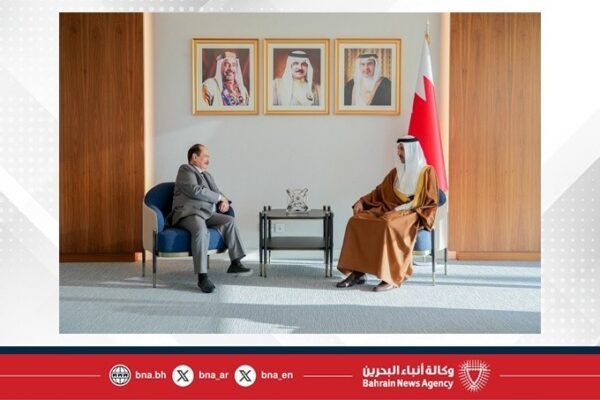 Bahraini Transport Minister Meets Yemeni Ambassador to Discuss Sectoral Cooperation